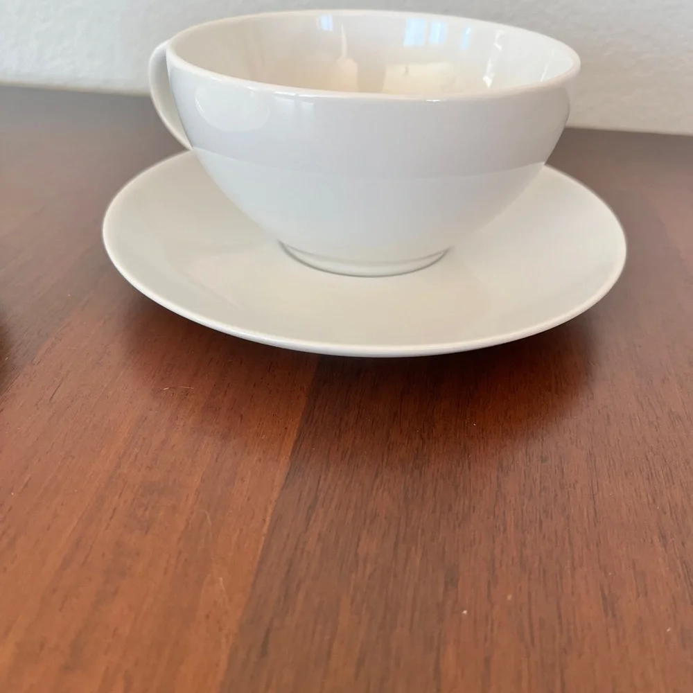 2 Piece Cups Set‎ Crate and Barrel Cappuccino Cup White with Matching Plates